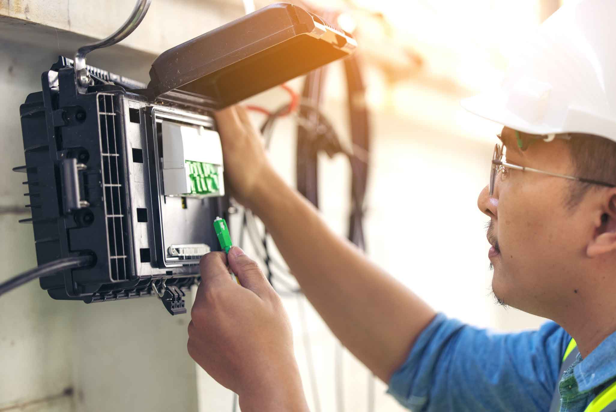Покроковий процес встановлення FTTH